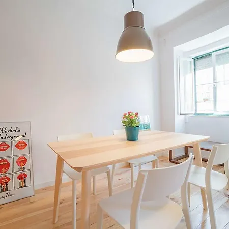 Modern Design Estrela アパート